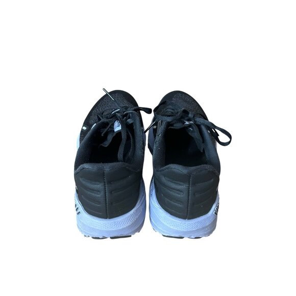 Athletic_Shoes